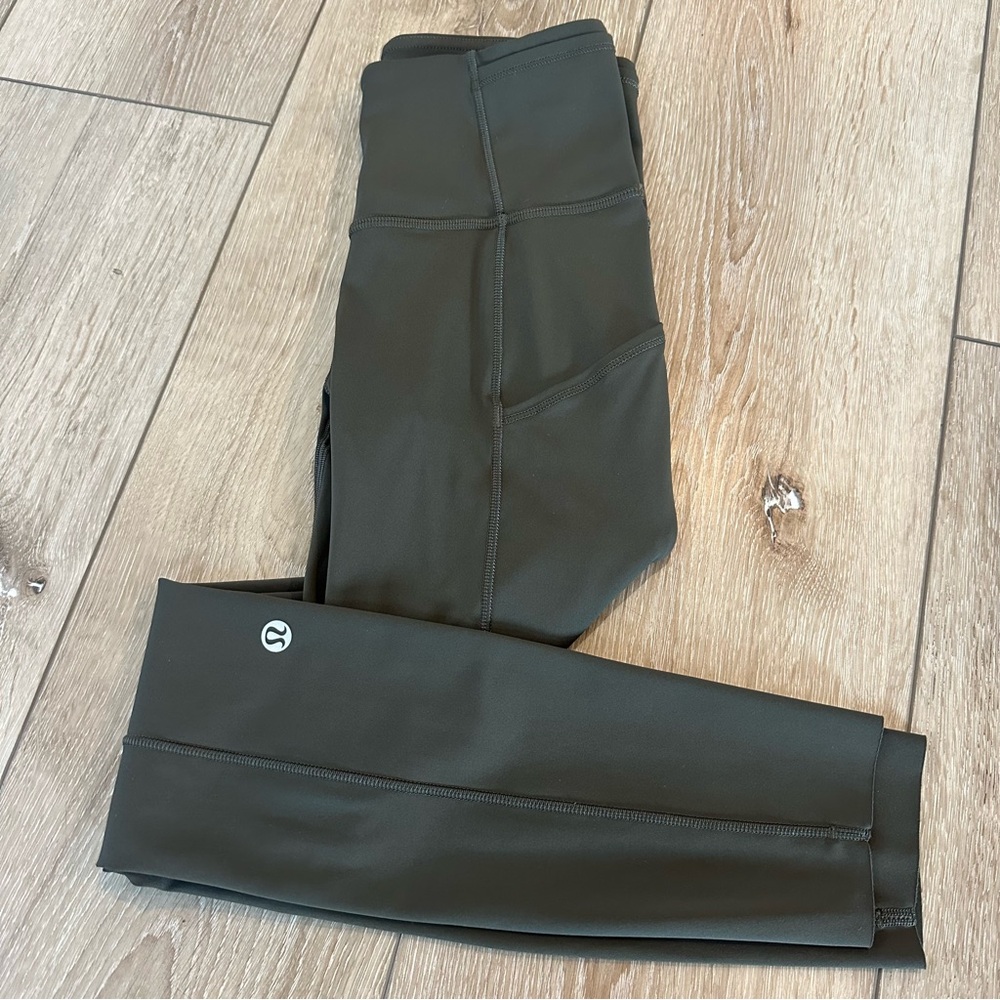 NWOT Lululemon Fast and Free Leggings Dark Olive Green Fall Workout Clothes 2
